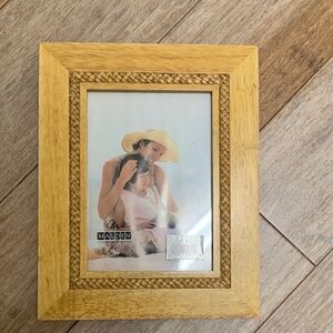 Malden Honey Oak Picture Frame